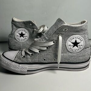 Chuck Taylor Converse